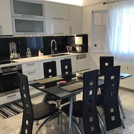Matinas Apartman *
